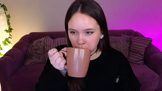 Snapshot of miki_miki_cutie_ chatting on 01-25-25, 11:11 miki miki cutie online show from 01-25-25, 11:11