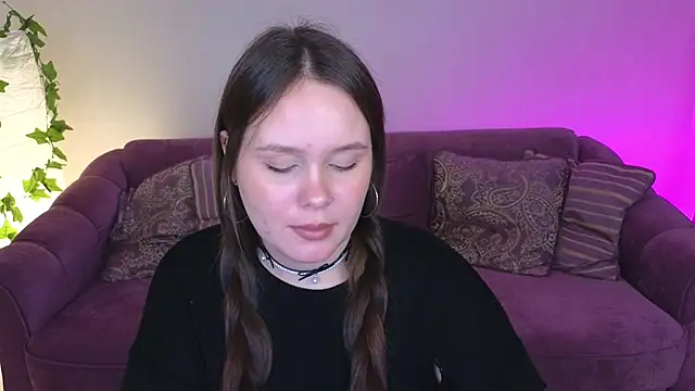 Snapshot of miki_miki_cutie_ chatting on 01-27-25, 02:10 miki miki cutie online show from 01-27-25, 02:10