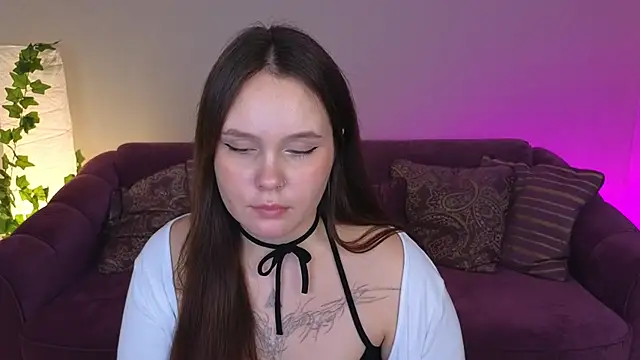 Snapshot of miki_miki_cutie_ chatting on 01-31-25, 02:15 miki miki cutie online show from 01-31-25, 02:15