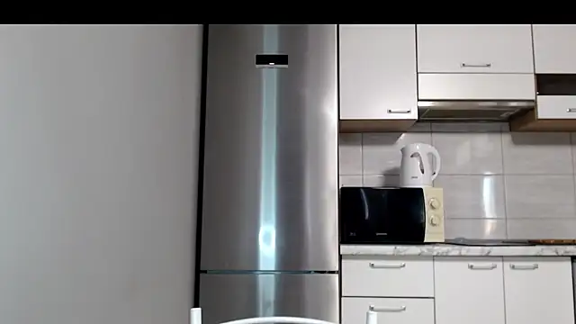 Snapshot of SierraSky_ chatting on 06-18-26, 05:17 SierraSky online show from 06-18-26, 05:17