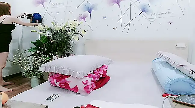 Snapshot of HC_jun chatting on 01-04-25, 08:17 HC jun online show from 01-04-25, 08:17