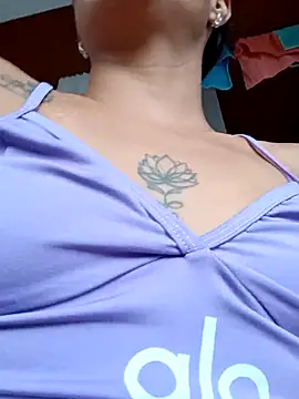 Leslly  online show from 04-15-26, 07:58