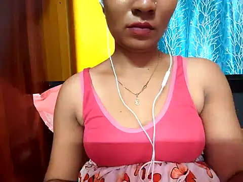 cutesoma2 online show from 06-18-26, 11:14