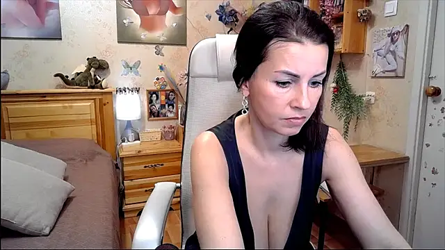 Kendra Mom online show from 02-11-26, 09:25