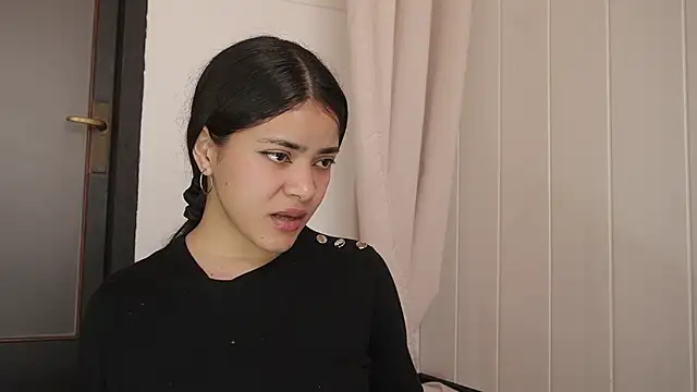 Feetgirl01 online show from 02-20-25, 09:55