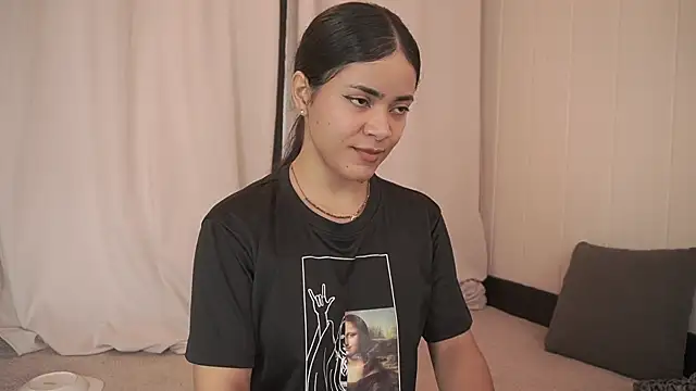 Feetgirl01 online show from 10-17-25, 10:07