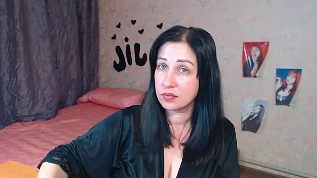 JillStevens online show from 10-16-25, 02:56