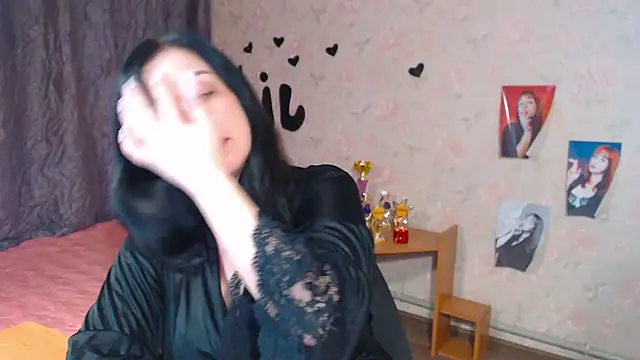 JillStevens online show from 10-20-25, 04:18