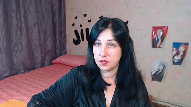 JillStevens online show from 11-07-25, 04:23