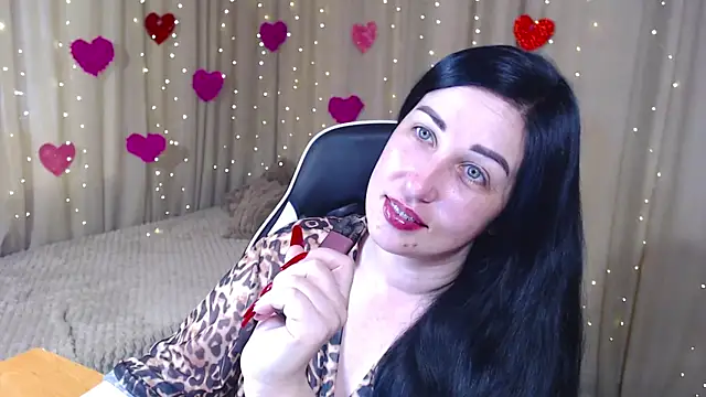 Snapshot of JillStevens chatting on 04-22-26, 10:28 JillStevens online show from 04-22-26, 10:28