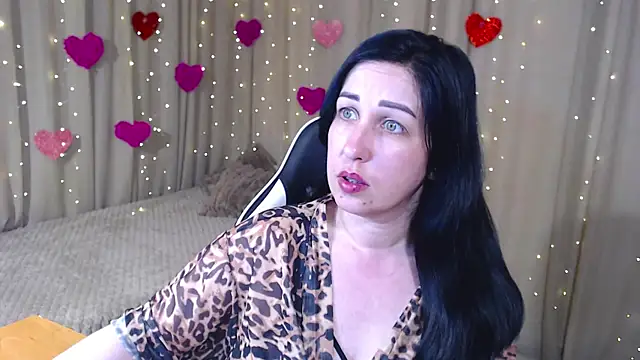Snapshot of JillStevens chatting on 04-23-26, 02:41 JillStevens online show from 04-23-26, 02:41