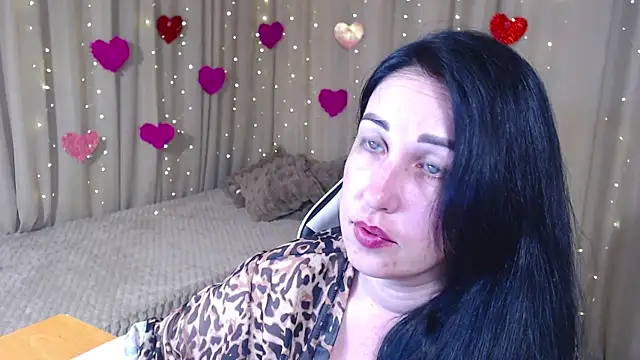 Snapshot of JillStevens chatting on 04-24-26, 08:44 JillStevens online show from 04-24-26, 08:44