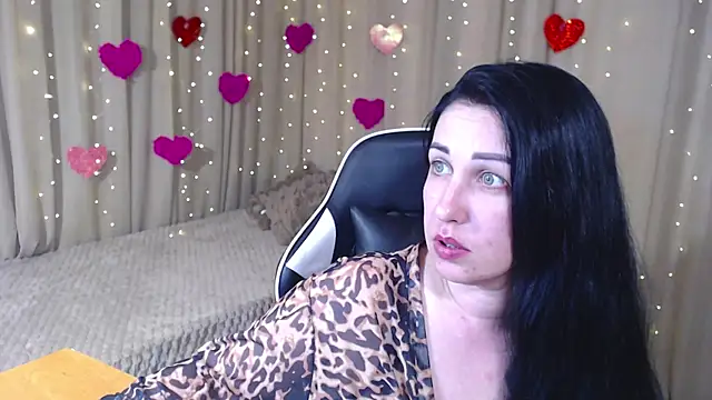 Snapshot of JillStevens chatting on 04-25-26, 04:26 JillStevens online show from 04-25-26, 04:26