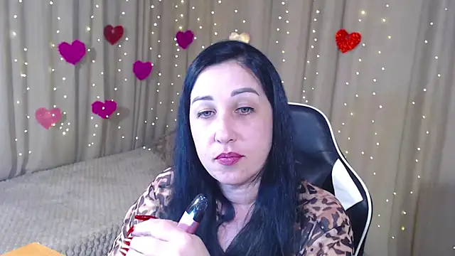 Snapshot of JillStevens chatting on 05-01-26, 08:24 JillStevens online show from 05-01-26, 08:24