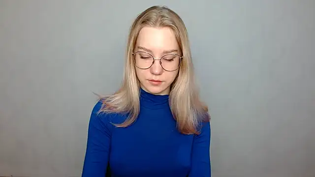 Snapshot of cindi_hot chatting on 02-11-25, 08:26 cindi hot online show from 02-11-25, 08:26