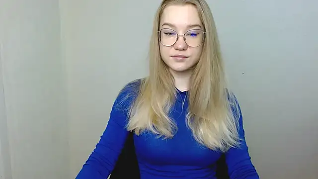 Snapshot of cindi_hot chatting on 04-20-26, 10:40 cindi hot online show from 04-20-26, 10:40