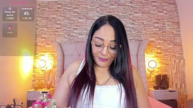 Gina Myers online show from 02-24-25, 01:10