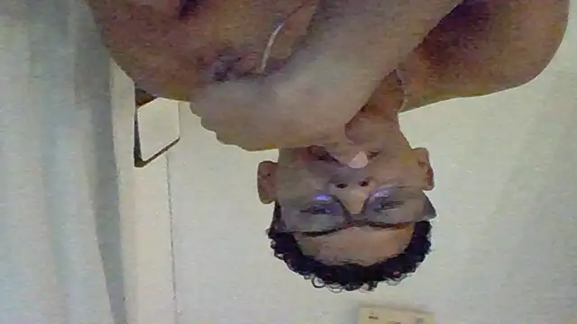 Snapshot of luixkarloz chatting on 11-08-25, 04:12 luixkarloz online show from 11-08-25, 04:12