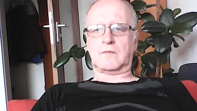 Milkasahne64 online show from 03-13-26, 10:33