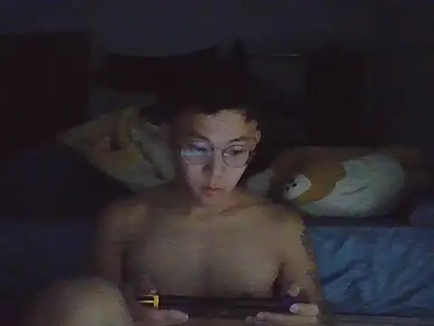 ZHIIz online show from 12-15-25, 02:32