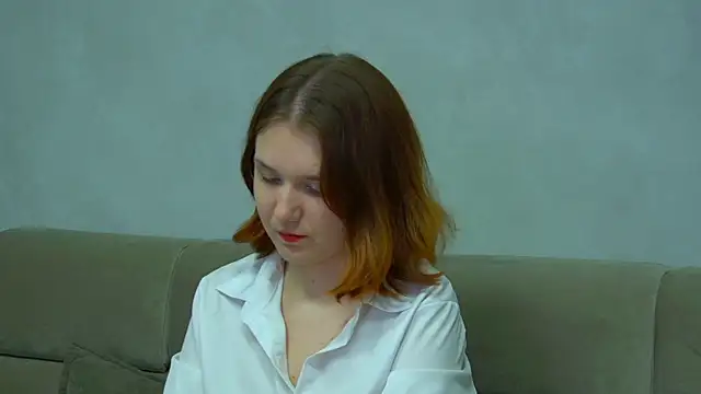 LessySmith online show from 04-04-26, 04:37