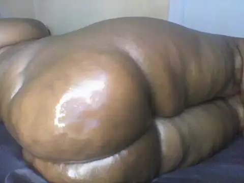 Snapshot of Gorgeous_ass20 chatting on 04-21-26, 01:42 Gorgeous ass20 online show from 04-21-26, 01:42