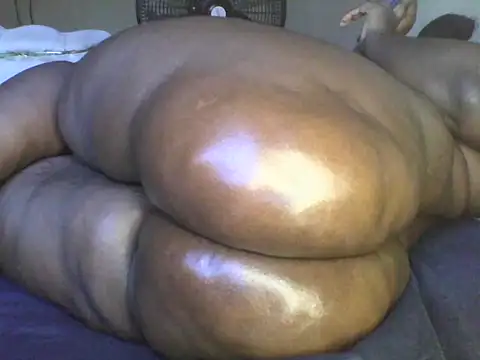 Snapshot of Gorgeous_ass20 chatting on 04-27-26, 02:37 Gorgeous ass20 online show from 04-27-26, 02:37