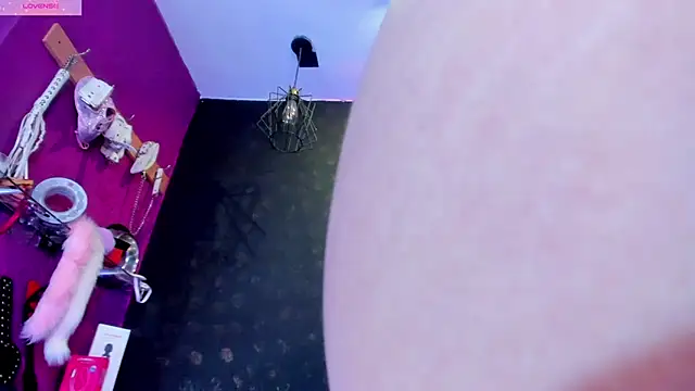 Alexa Slave online show from 04-02-26, 03:42