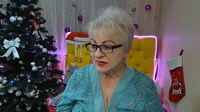 KayleSmoll online show from 01-19-25, 04:33