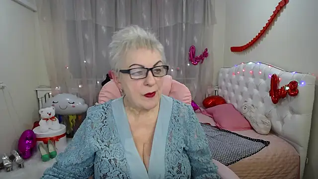 KayleSmoll online show from 03-08-25, 02:12