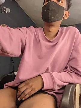 richardjames95 online show from 12-04-25, 07:00