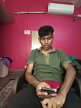 Snapshot of richardjames95 chatting on 07-31-26, 12:59 richardjames95 online show from 07-31-26, 12:59