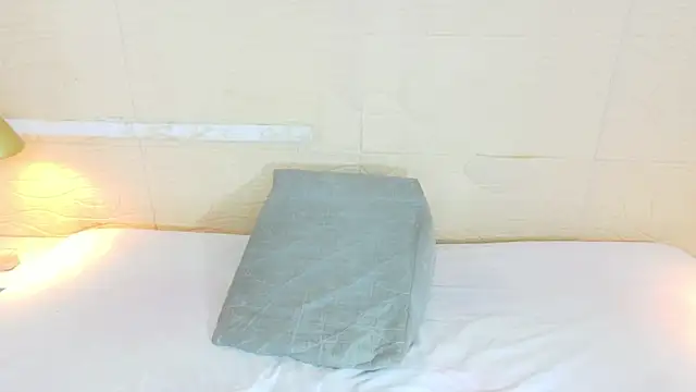 Snapshot of Shamiraa_moore chatting on 06-02-26, 08:22 Shamiraa moore online show from 06-02-26, 08:22