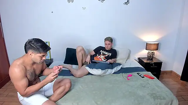 Luciano and Marlon online show from 02-26-25, 01:52