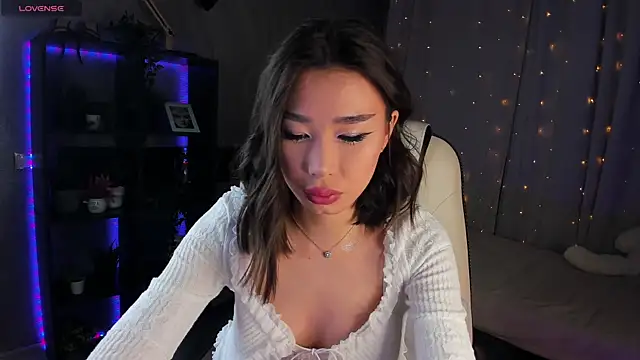 sensualily online show from 03-16-25, 05:39