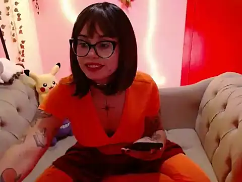 ellaxblair online show from 10-23-25, 10:52