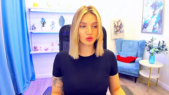 SelenaeMoore online show from 05-16-26, 06:50