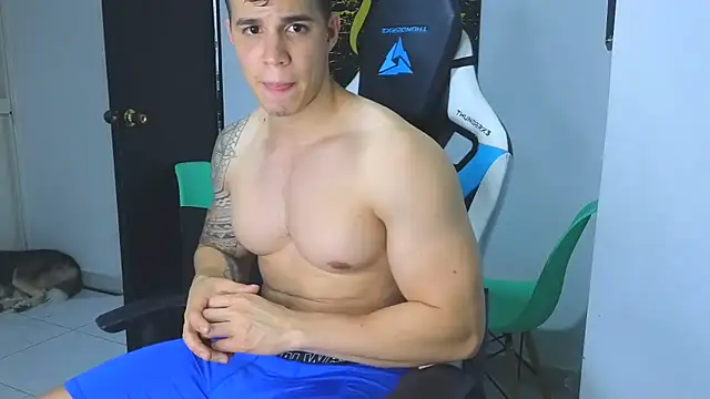 Snapshot of Ethanstill1 chatting on 03-07-25, 03:29 Ethanstill1 online show from 03-07-25, 03:29