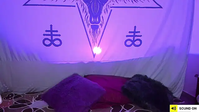 Snapshot of kaos_room chatting on 03-05-25, 11:05 kaos room online show from 03-05-25, 11:05