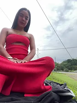 NAUGHTY LITTLE 18 online show from 01-31-26, 08:40