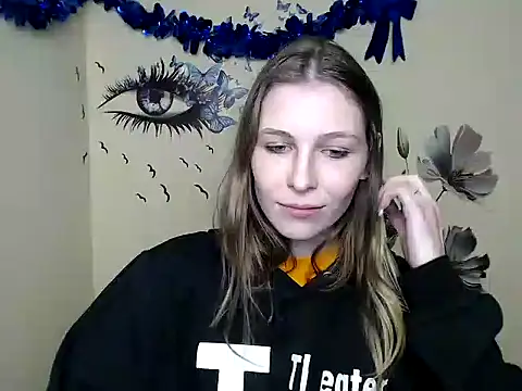 StrangerGi online show from 02-26-25, 04:24