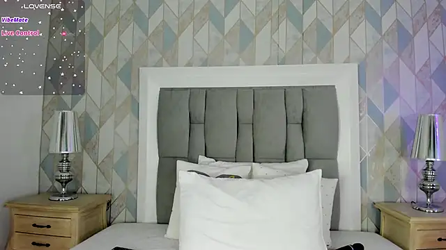 anais cooper online show from 10-12-25, 11:42