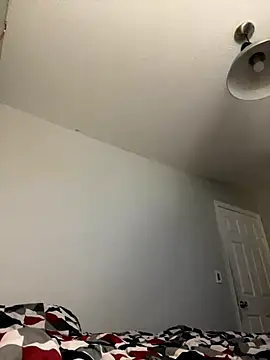 Snapshot of Camcam21 chatting on 10-15-25, 05:40 Camcam21 online show from 10-15-25, 05:40