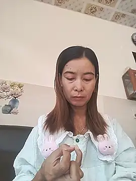 Sexy-ladyboobs20 online show from 05-13-26, 01:36