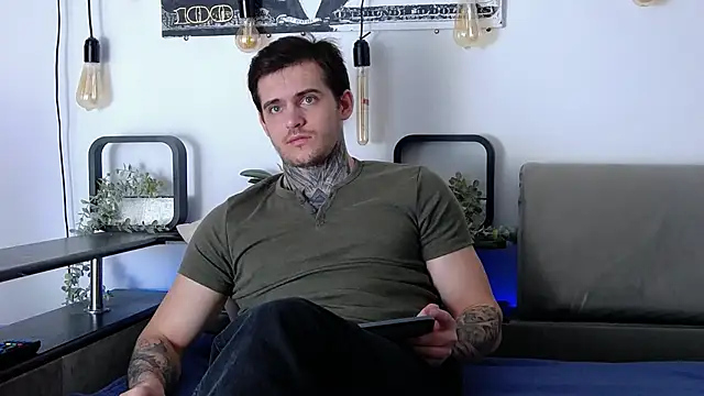 CarterCole online show from 03-09-25, 08:40