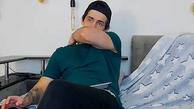 CarterCole online show from 01-09-26, 09:01