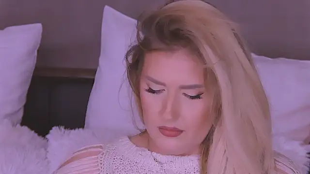 OndinaNoir online show from 12-18-24, 09:29