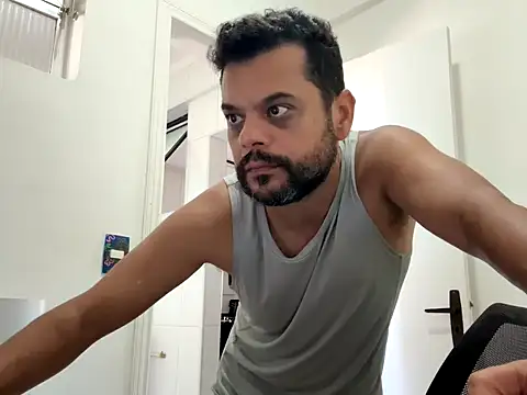HornyBeachBoyBR online show from 04-30-26, 01:50