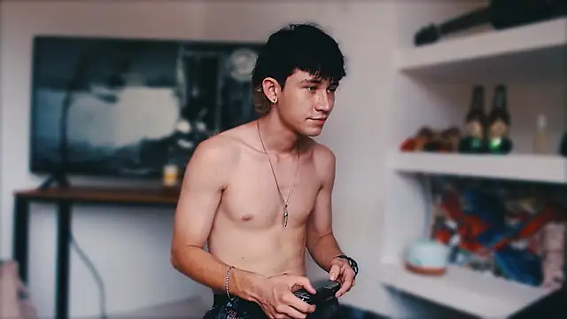 Snapshot of Catiro_21 chatting on 11-10-25, 07:13 Catiro 21 online show from 11-10-25, 07:13