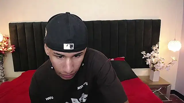 soft attraction online show from 03-28-26, 07:35